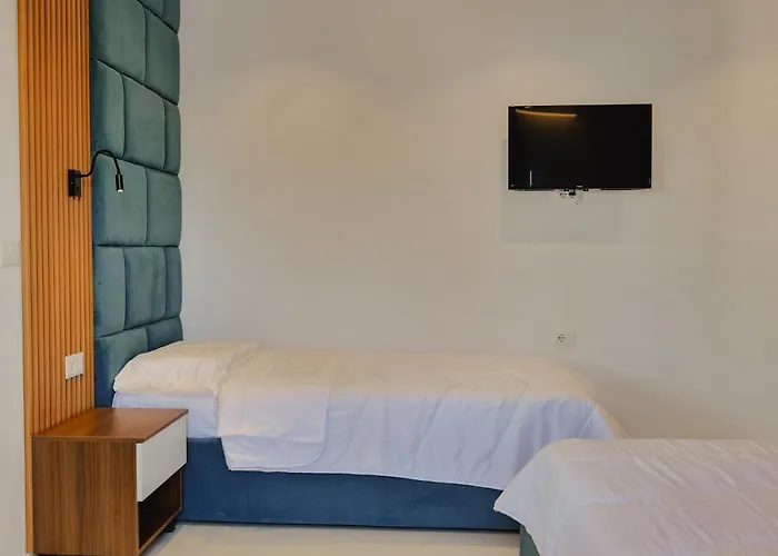 Eduart Appartement *