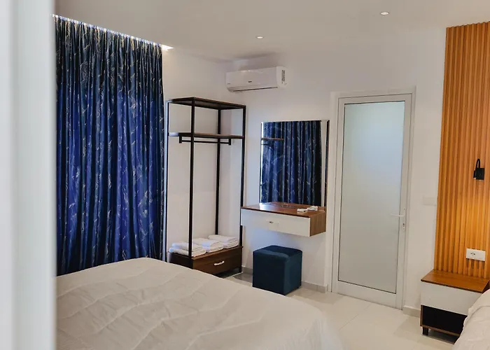 Eduart Apartment *
